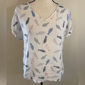 Max lightweight short sleeve fish patterned top SZ large